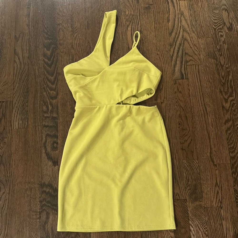 Lime Green Cut Out Dress 🐍